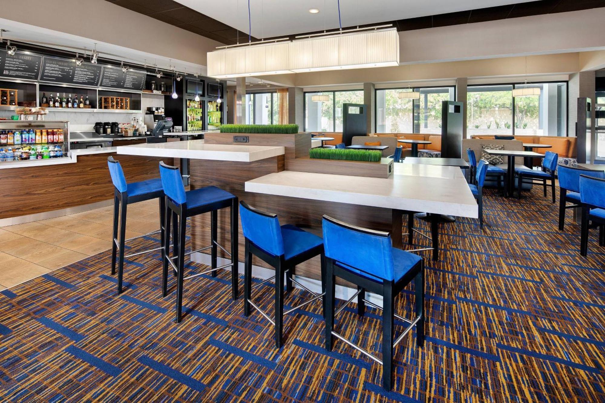 Courtyard Dallas Addison Midway Zewnętrze zdjęcie