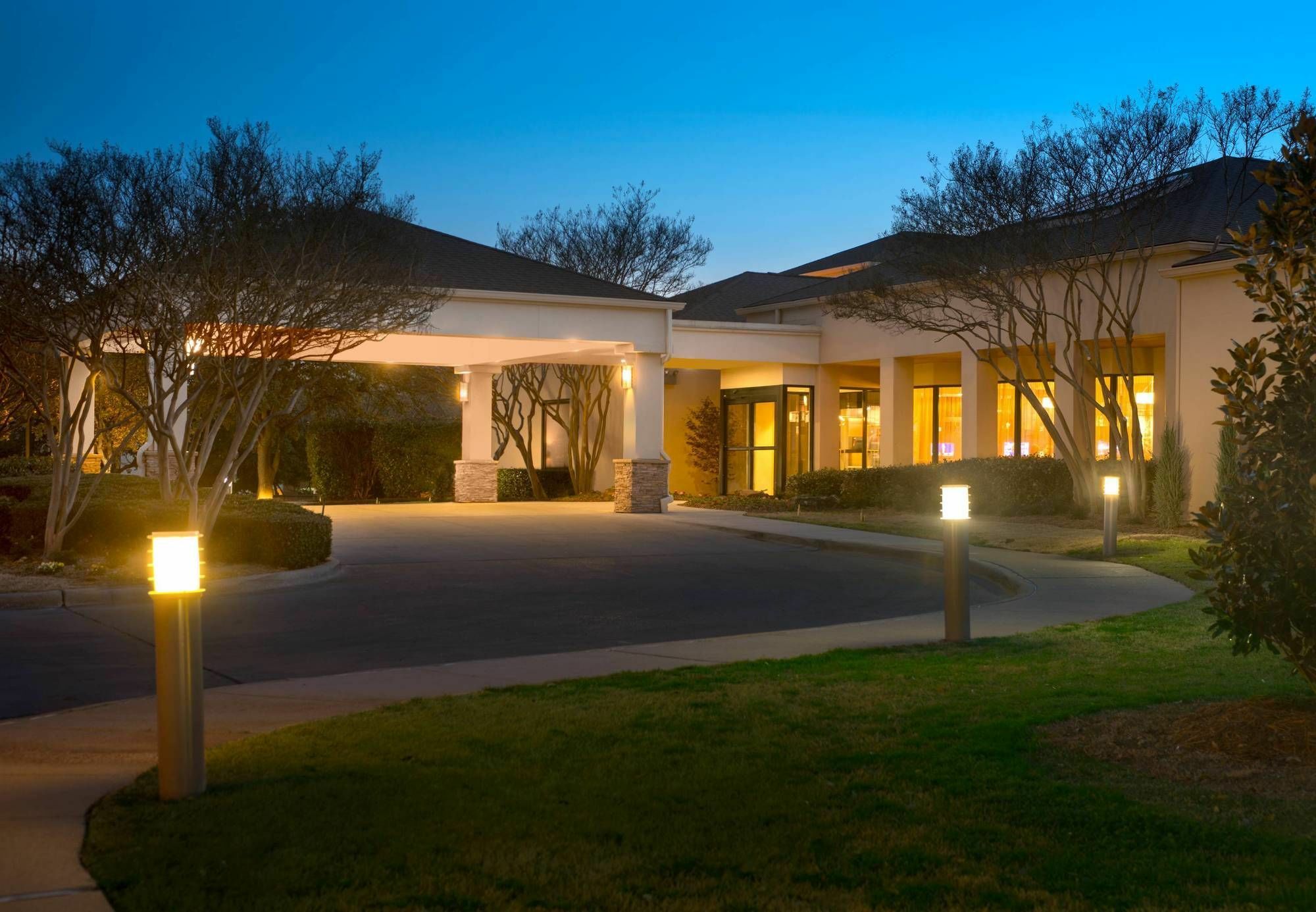 Courtyard Dallas Addison Midway Zewnętrze zdjęcie